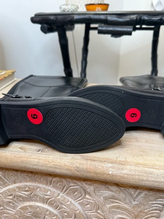 Bandolino Black Knee High Riding Boots Womens 6 Leather Buckle Zip Classic - Picture 7 of 7